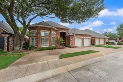 757 Village Green Drive, DeSoto TX 75115