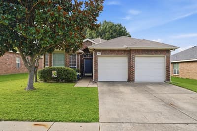 1953 Rustic Creek Drive, Garland TX 75040