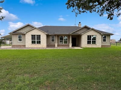 211 Spring Creek Circle, Paradise TX 76073