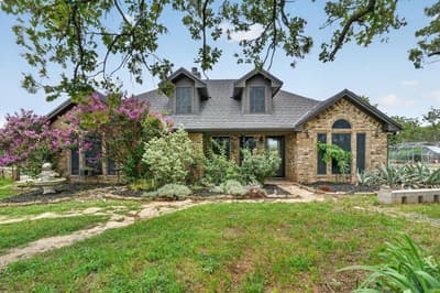 1017 County Road 3555, Paradise TX 76073