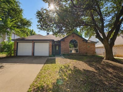 7512 Lake Arrowhead Drive, Fort Worth TX 76137