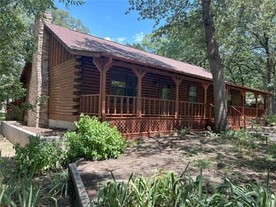 105 Santee Drive, Lake Kiowa TX 76240