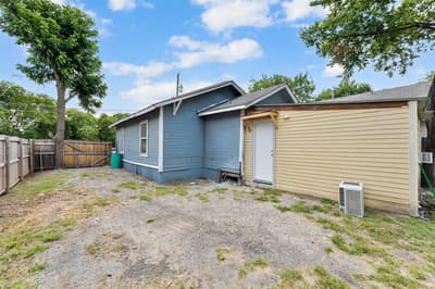 1612 Harris Court, Dallas TX 75223