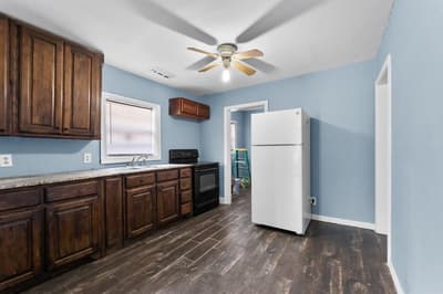 1612 Harris Court, Dallas TX 75223 - Photo 5