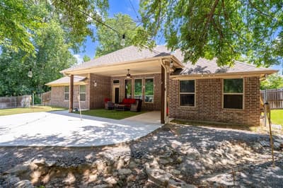 712 Spring Meadow Street, Stephenville TX 76401 - Photo 2