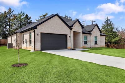 2217 S Peachtree Court, Denison TX 75020