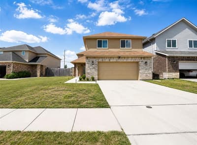 256 Natalie Drive, Grand Prairie TX 75051