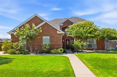 1201 Forest Green Drive, Kennedale TX 76060