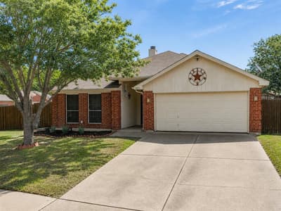 6003 Brookfall Drive, Arlington TX 76018
