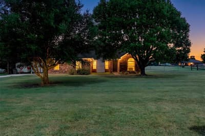 541 Bakers Branch Road, Waxahachie TX 75167