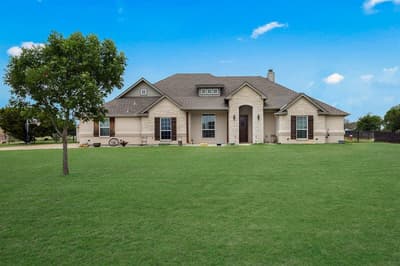 120 Lone Star Way, Godley TX 76044