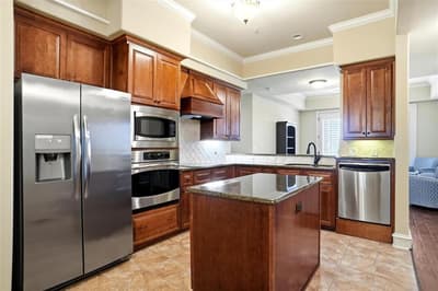 301 Watermere Drive # 414, Southlake TX 76092