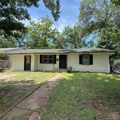 1306 Liveoak Avenue, Corsicana TX 75110