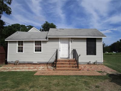 3718 N Westmoreland Road, Dallas TX 75212