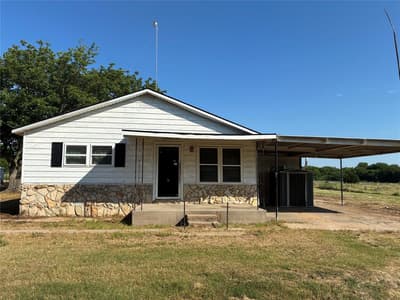 2279 Upper Montague Road, Bowie TX 76230