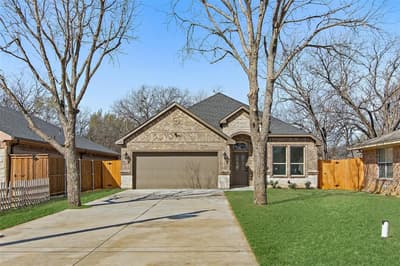 2117 Avenue B, Grand Prairie TX 75051