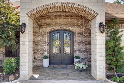 1221 Prestwick Court, Granbury TX 76048