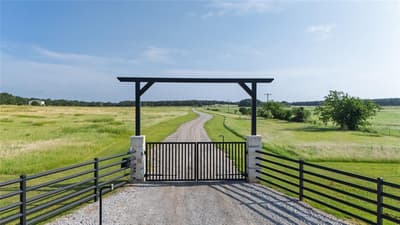 1100 County Road 1785, Sunset TX 76270