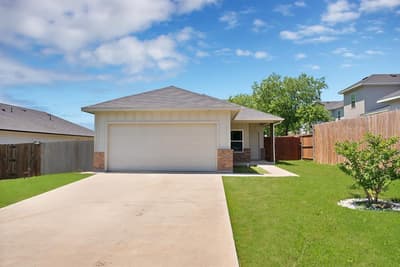 104 Sweeney Street, Hillsboro TX 76645