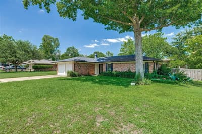 914 S Hyde Park Avenue, Denison TX 75020