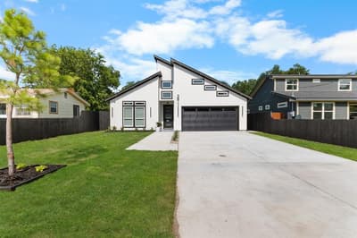3811 Harlingen Street, Dallas TX 75212