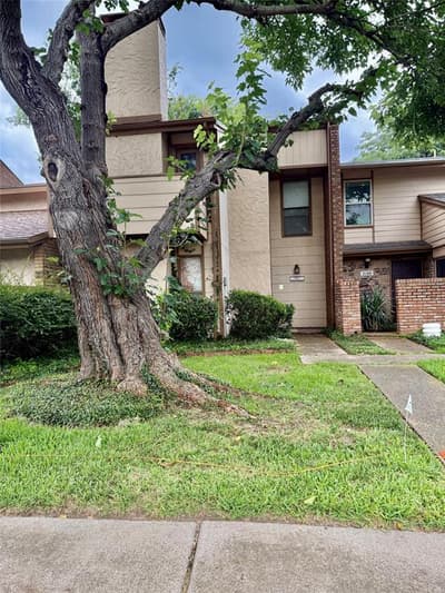 2010 Westkendal Lane, Arlington TX 76015