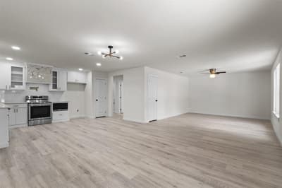 106 Mount Shasta Street, Dallas TX 75211 - Photo 5