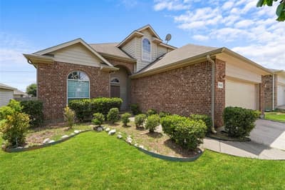7420 Alverstone Drive, Fort Worth TX 76120 - Photo 3