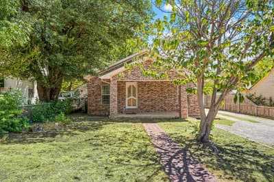 422 N Wood Street, Denton TX 76209