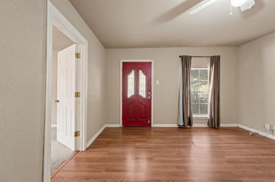 422 N Wood Street, Denton TX 76209 - Photo 4