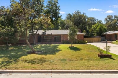 6000 Monterrey Drive, Fort Worth TX 76112