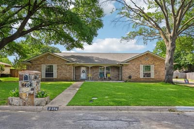 6404 Suncrest Court, North Richland Hills TX 76180