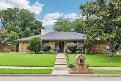 1549 Oak Creek Drive, Lewisville TX 75077