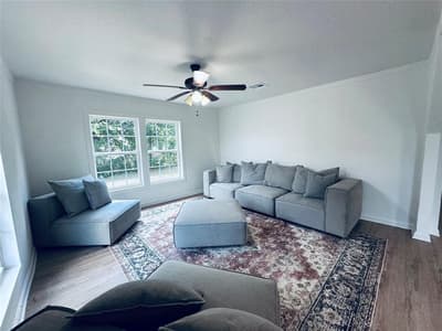 1007 N Lane Street, Comanche TX 76442