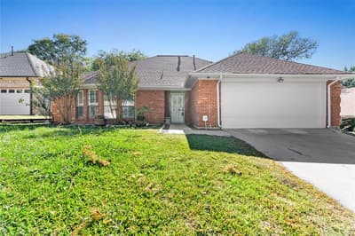 4128 Woodenrail Lane, Irving TX 75061