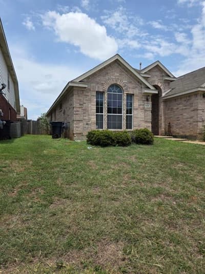 608 Prairie Gulch Drive, Fort Worth TX 76140
