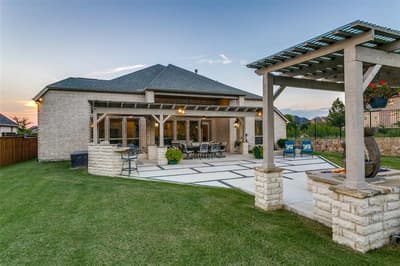 1024 Myers Park Trail, Roanoke TX 76262