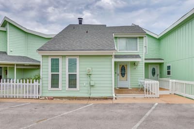 624 Harbor Circle, Azle TX 76020