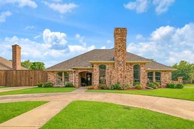 1945 N Collegiate Drive, Paris TX 75462