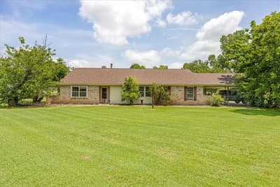 4210 Waples Road, Granbury TX 76049