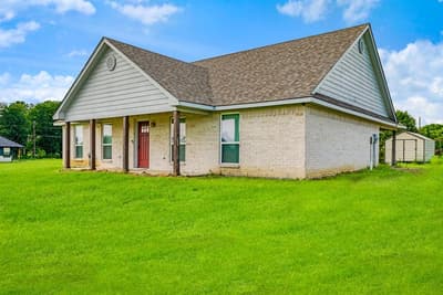 735 TODD Street, Blossom TX 75416