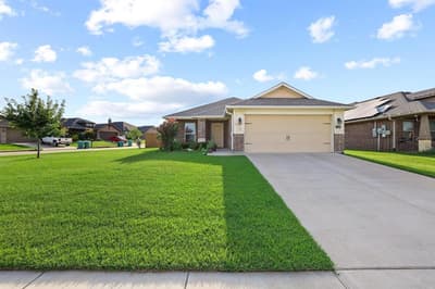 2324 Southridge Lane, Sherman TX 75092