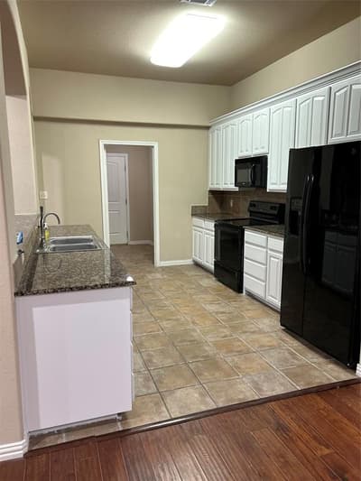 2409 Tigua Court, Waco TX 76712 - Photo 4
