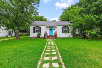 1718 N Shannon Street, Sherman TX 75092