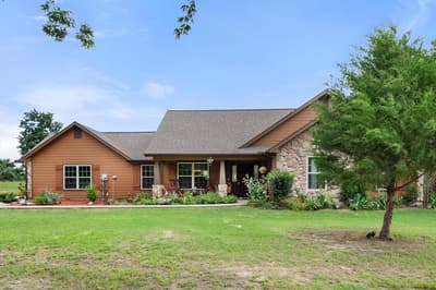 123 Clubhouse Drive, Corsicana TX 75109
