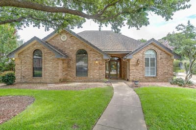 3201 John Court S, Hurst TX 76054