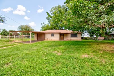 403 S Broadway Street, Collinsville TX 76233
