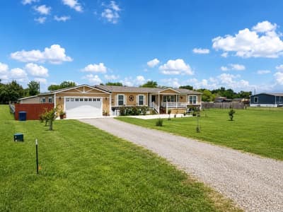 2823 Grays Prairie Lane, Scurry TX 75158