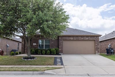 4833 Elkhart Drive, Fort Worth TX 76036