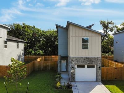 2662 Sutton Street, Dallas TX 75210 - Photo 3